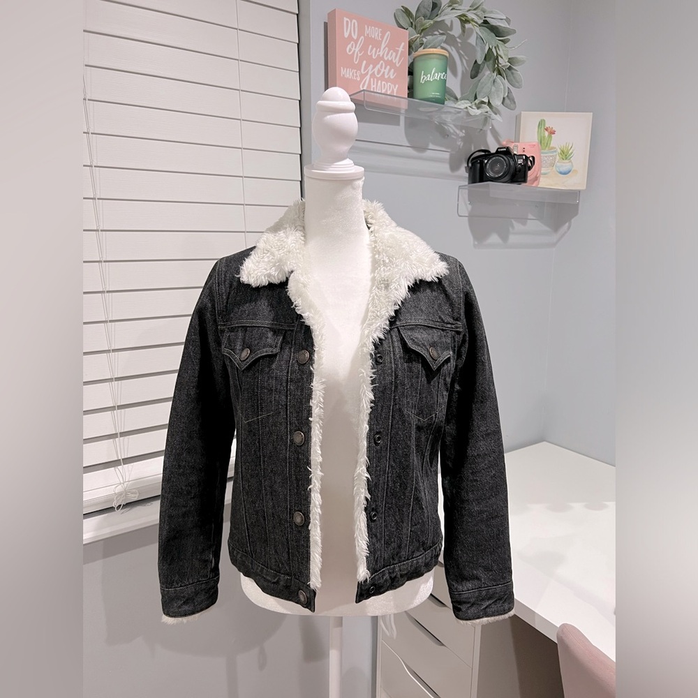 Club Monaco Sherpa Jean Jacket‎ 100% Cotton